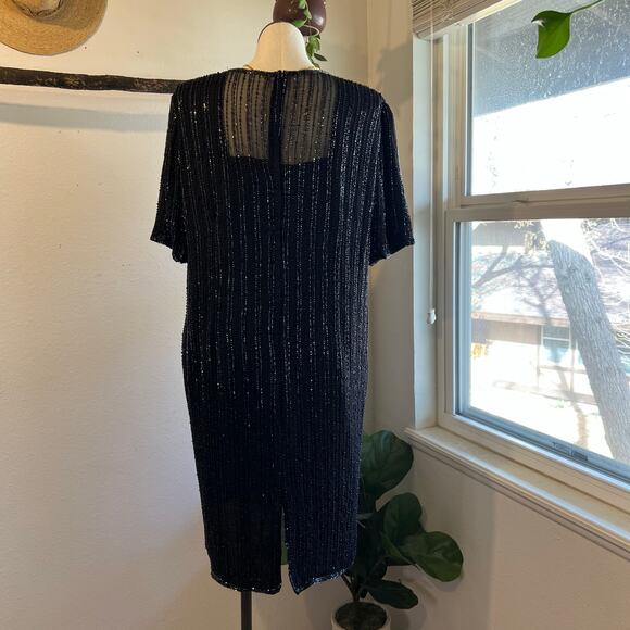 Black 100% Silk Beaded Sequin Sparkle Short Sleeve Knee Length Dress Size 22/24 - Picture 11 of 13